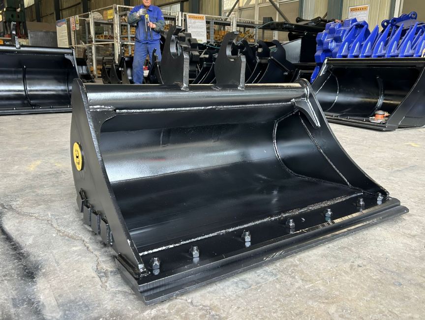 Durable 36" Clean up Bucket Fits John Deere 26 - John Deere 35 Wedge - heavy equipment from Bully Dog Equipment.