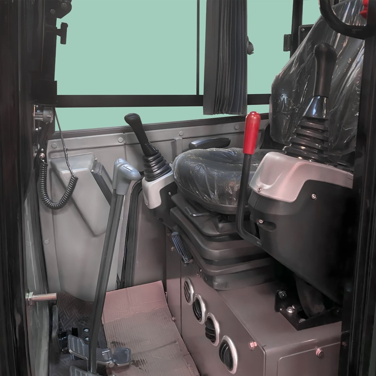 Huayee HY40S Closed Cab Excavator with Kubota Engine AC in Cab Heater | Bully Dog Equipment 3.8 ton Closed Cab Excavator with Kubota Engine AC in Cab Heater and 2 Speed Drive Motor - Photo 5