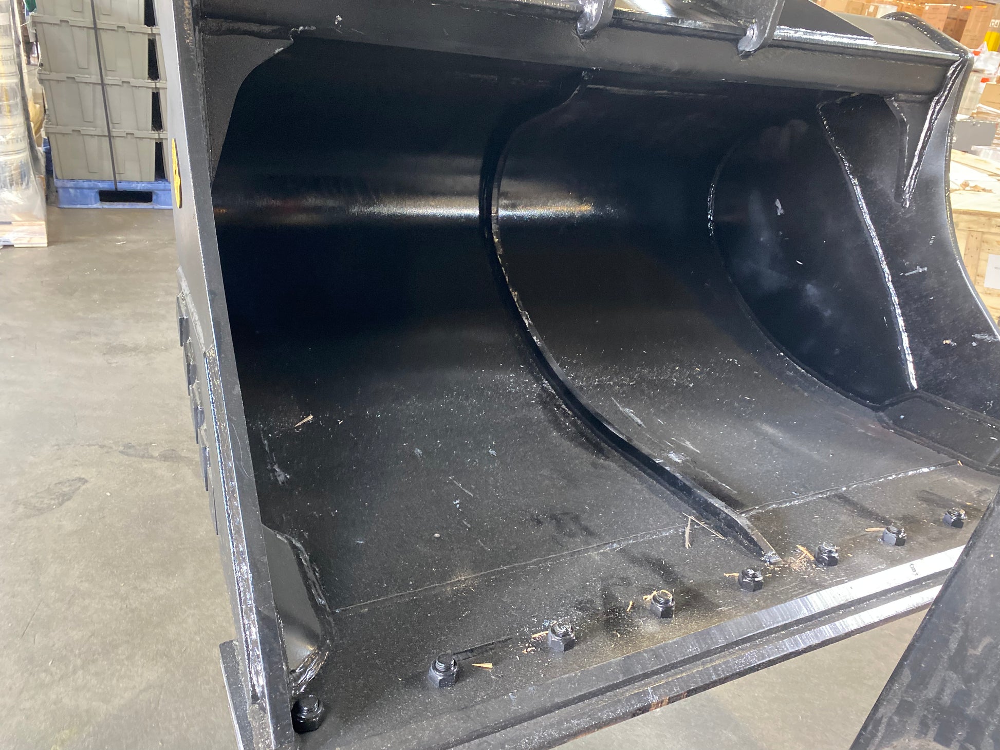 Top-quality 54" Clean up Bucket 12-16 Ton Excavator WBM 120 / CWS 120 / Cat pins designed for heavy-duty performance.