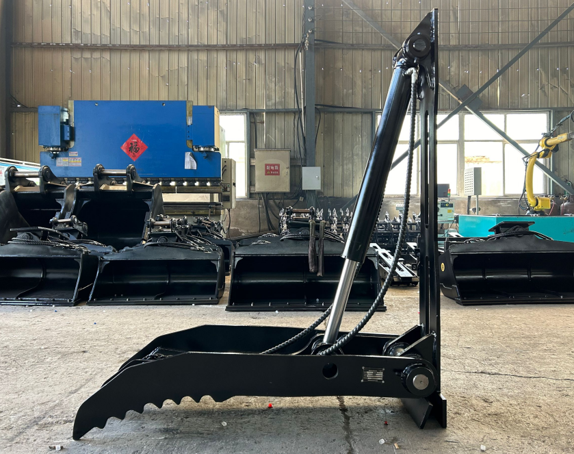 Top-quality 50" Hydraulic Thumb for 12-17 Ton Excavator Attachment designed for heavy-duty performance.