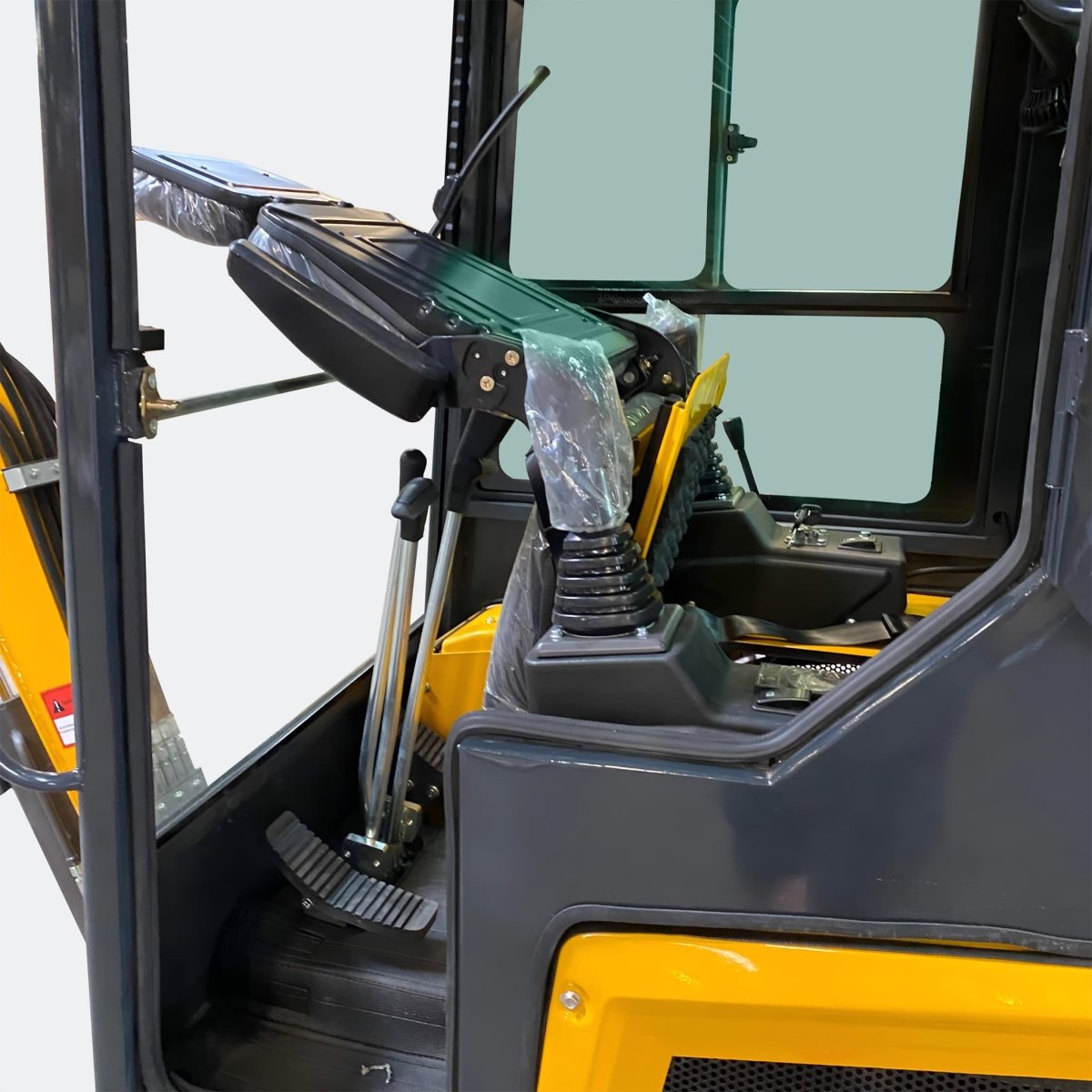 1.8 ton Closed Cab Excavator with Kubota Diesel Engine and in Cab Heater - Bully Dog Equipment