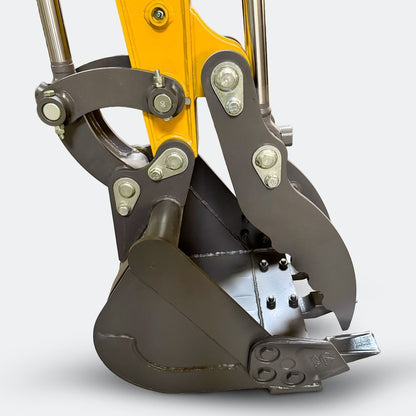 1.8 ton Roof Excavator with Kubota Diesel Engine - Bully Dog Equipment