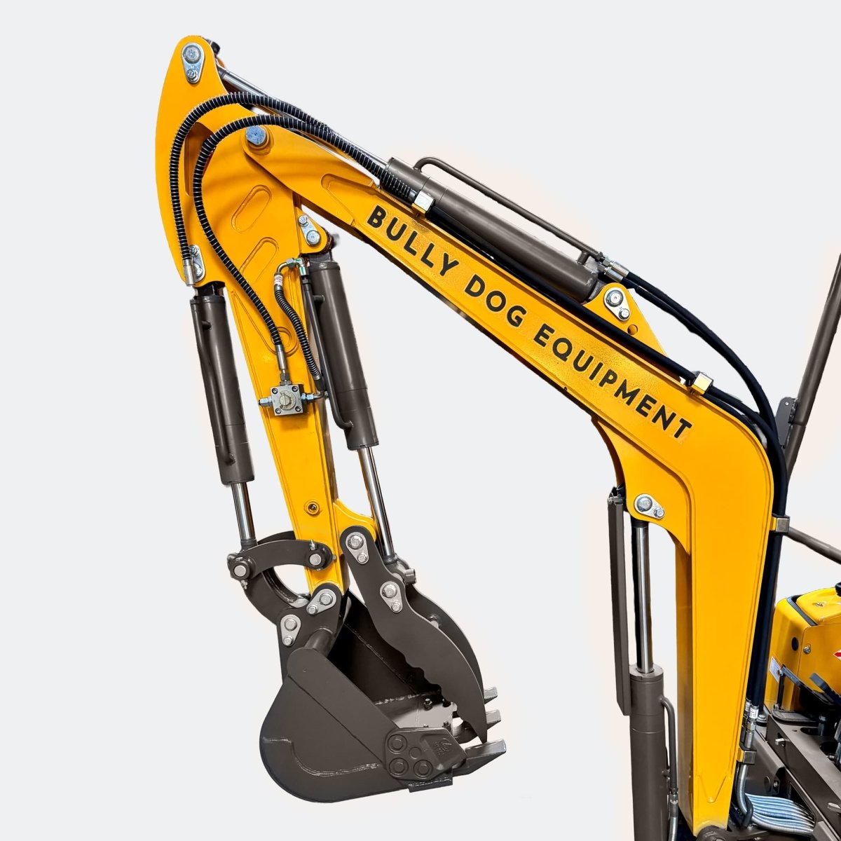 1.8 ton Roof Excavator with Kubota Diesel Engine - Bully Dog Equipment