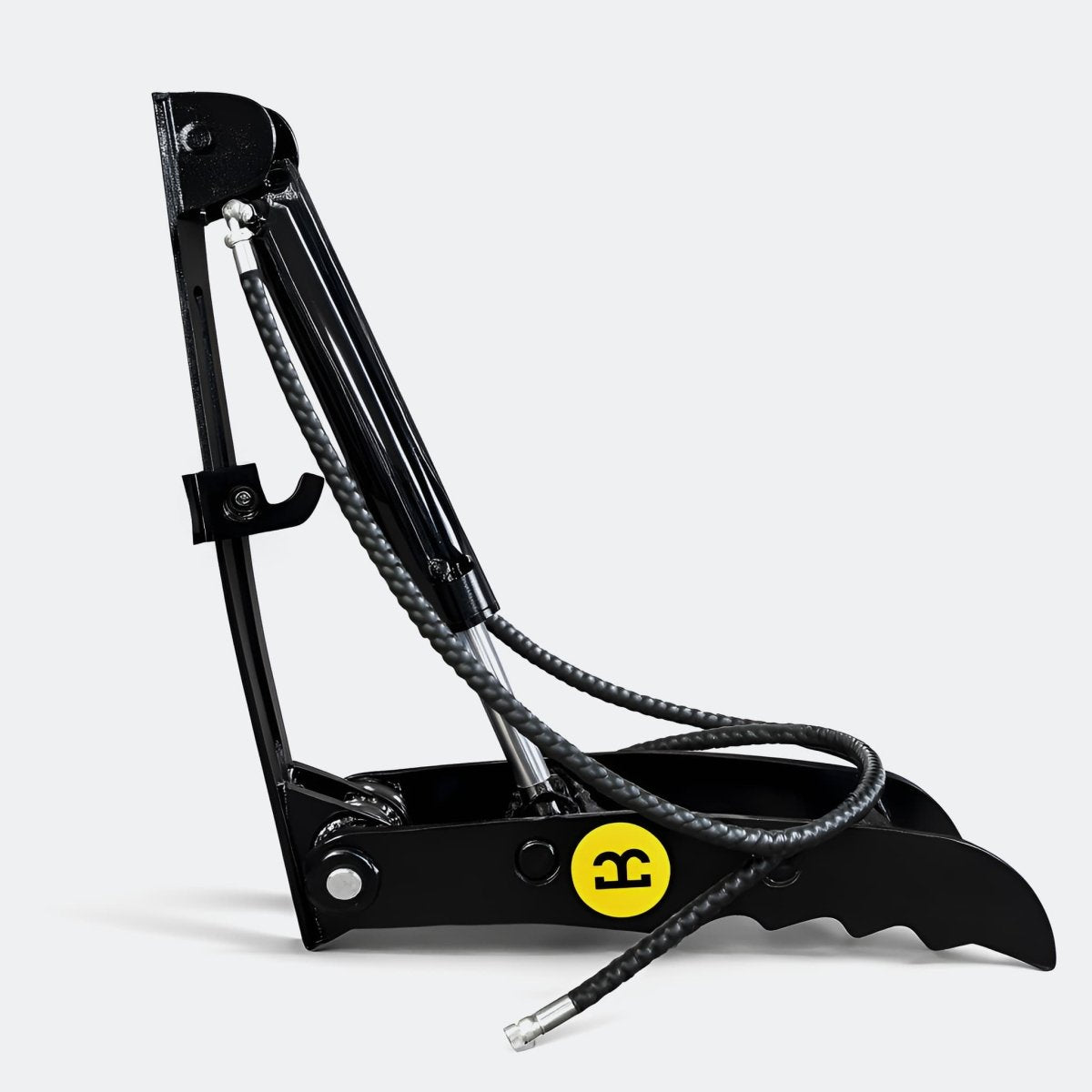 24" Hydraulic Thumb, 2 ton – 3 ton Excavator - Bully Dog Equipment