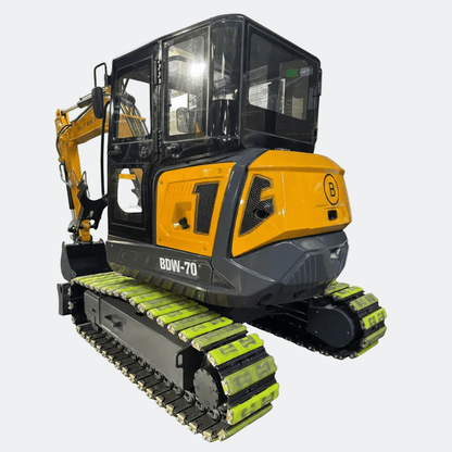 7 ton Closed Cab Excavator with Kubota Diesel Engine and in Cab Heater - Bully Dog Equipment