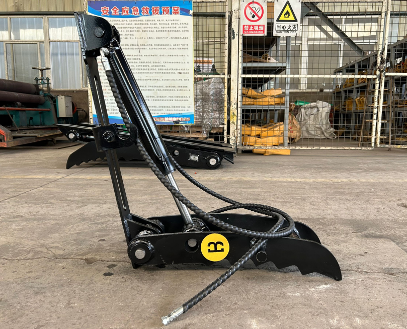 2 Ton Excavator - 4 Ton Excavator - Excavator Attachment