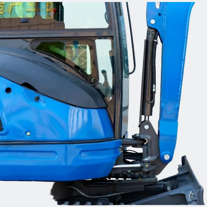 Huayee HY25U 2.5 Ton Enclosed Cab Mini Excavator | Kubota Diesel