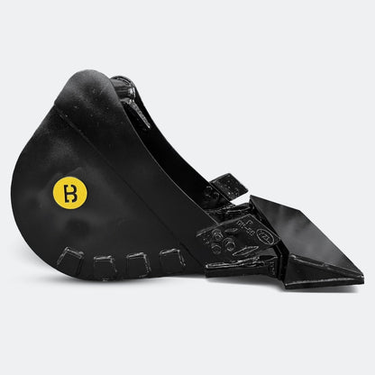 Excavator Bucket: 18" Digging Bucket, 5 ton – 6 ton Excavator - John Deere 50–60 wedge (WBM 50) - Bully Dog Equipment