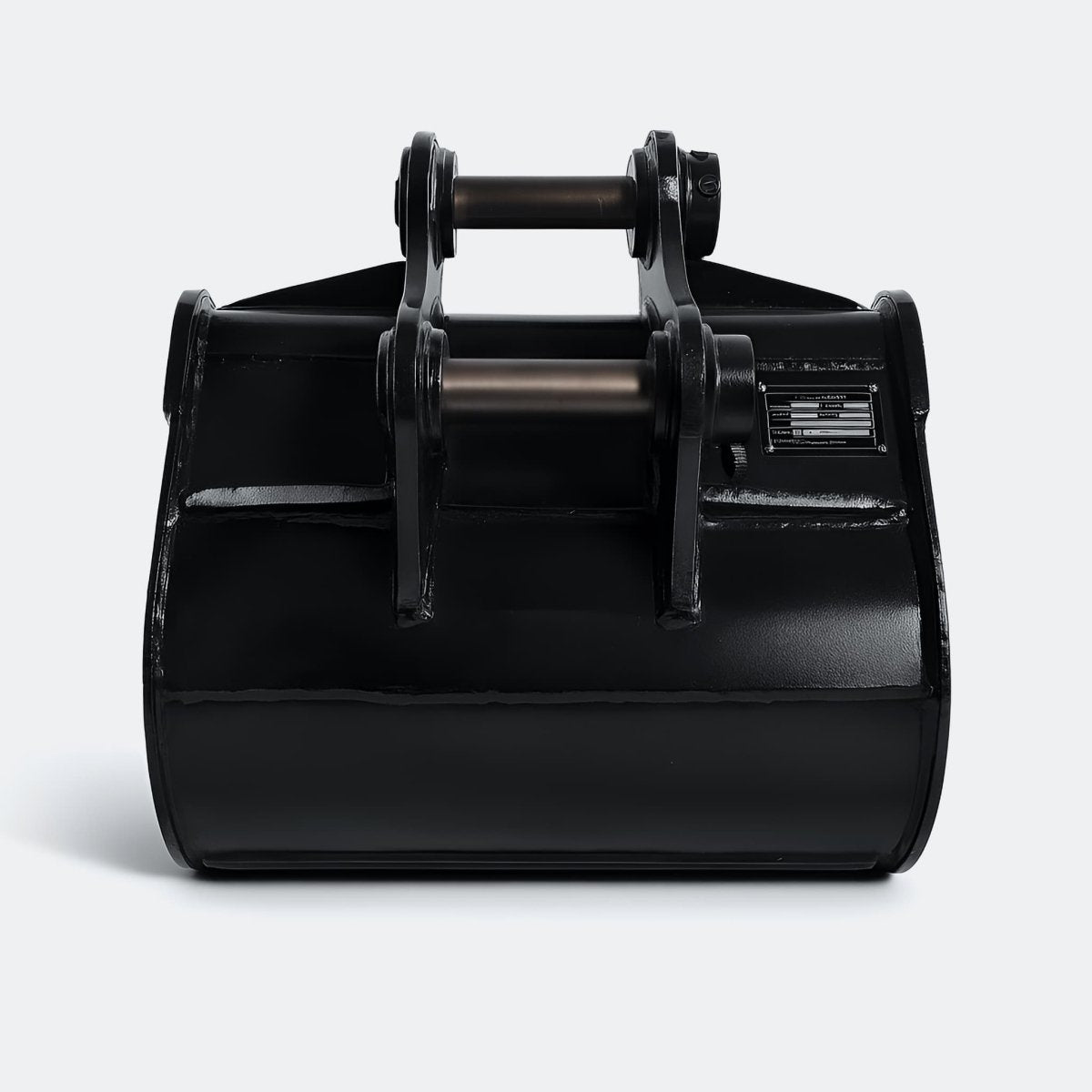 Excavator Bucket: Digging Bucket, 2 ton – 4 ton Excavator - 17" - Yanmar 26–40 pins - Bully Dog Equipment