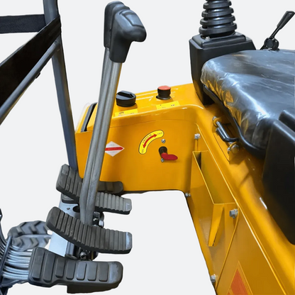 Huayee 18C Enclosed Cab Mini Excavator | Kubota Diesel | Vancouver - | Bully Dog Equipment