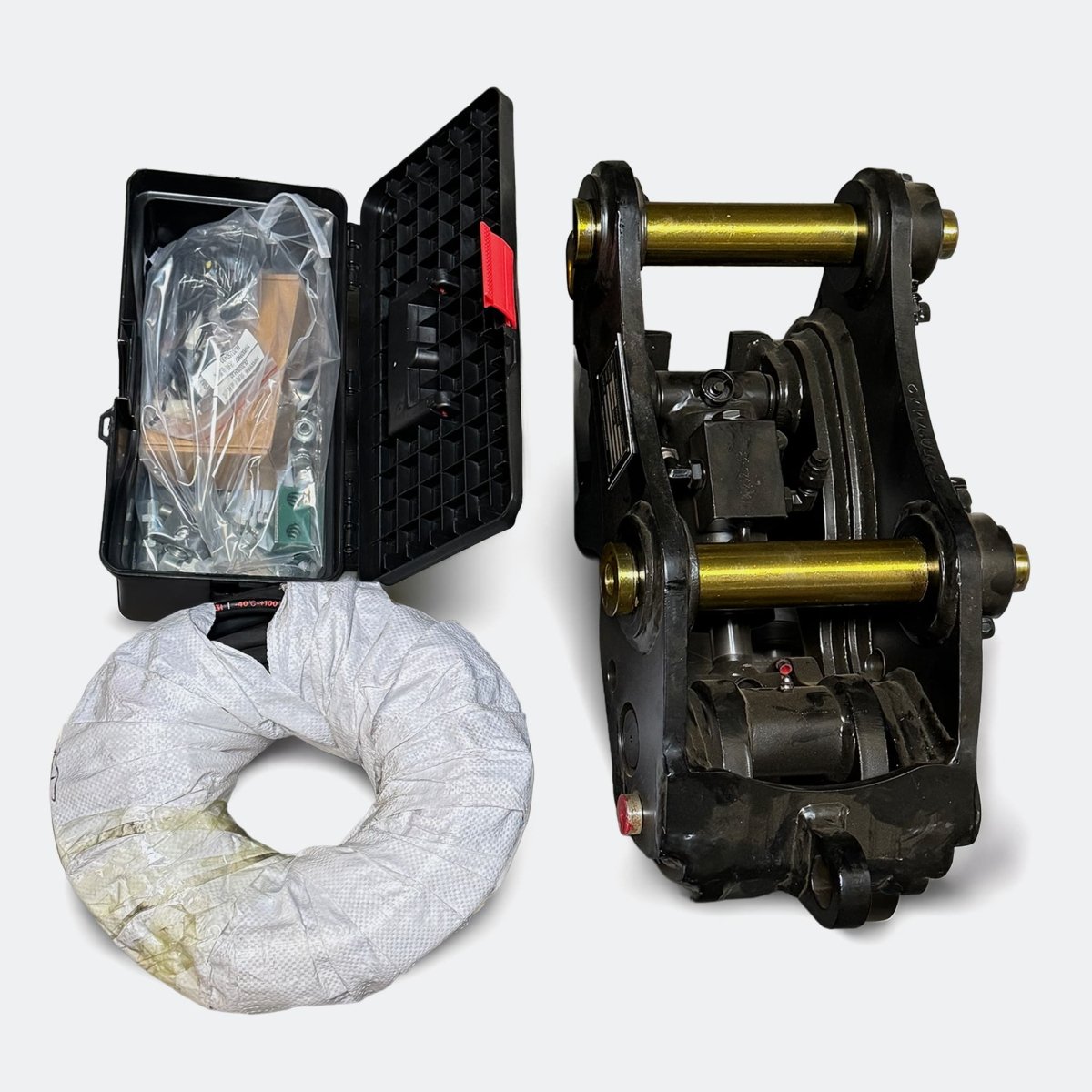 Quick Hitch Pin Grabber, 5 ton – 6 ton Excavator - Hydraulic - Caterpillar 305–306 pins - Bully Dog Equipment